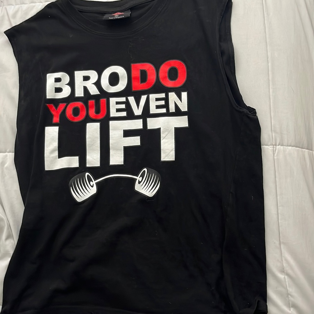 Men’s medium muscle shirt